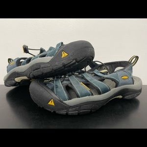 Keen Newport H2 Womens Size 8 Waterproof Hiking Blue Water Sandals 1001938